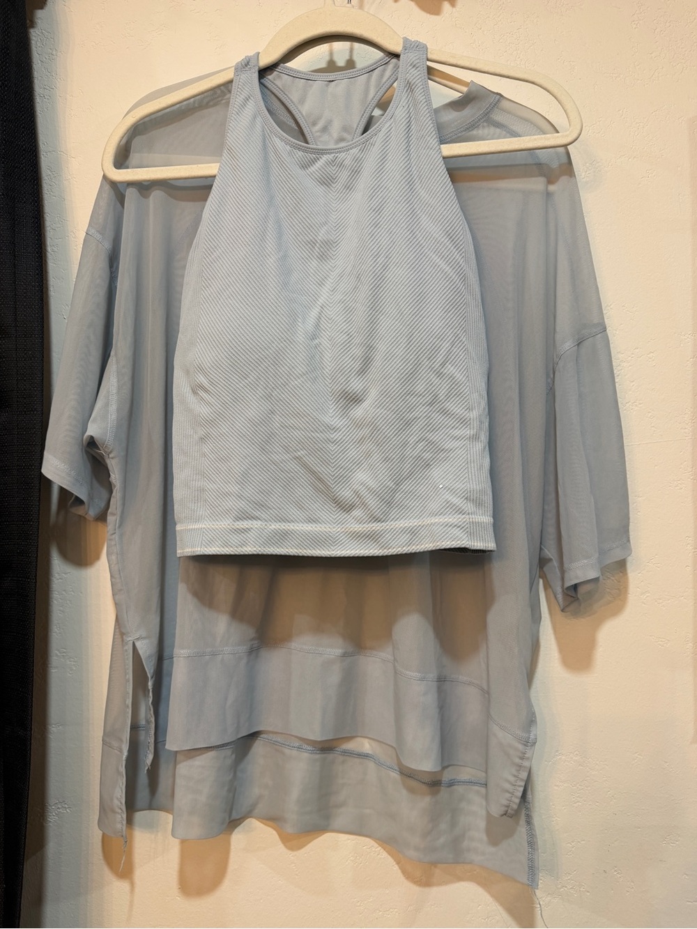 Calia Short-Sleeve Mesh Shirt & tank bra - Picture 2 of 10